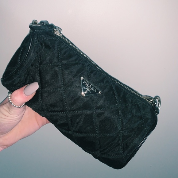 Prada Handbag ✨ - Picture 2 of 3